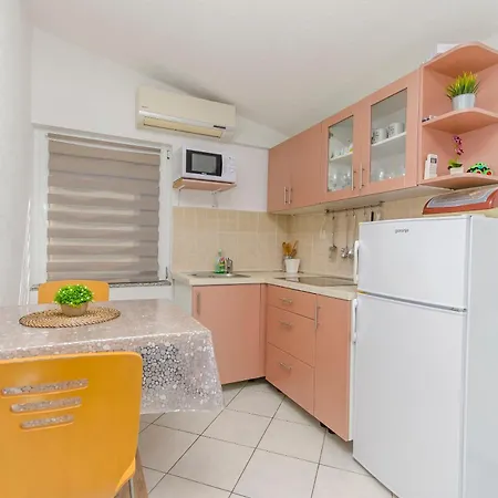 Lovely Courtyard 公寓 *