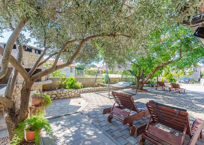 Lovely Courtyard דירה *