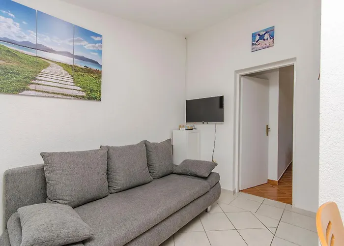 Appartement Lovely Courtyard