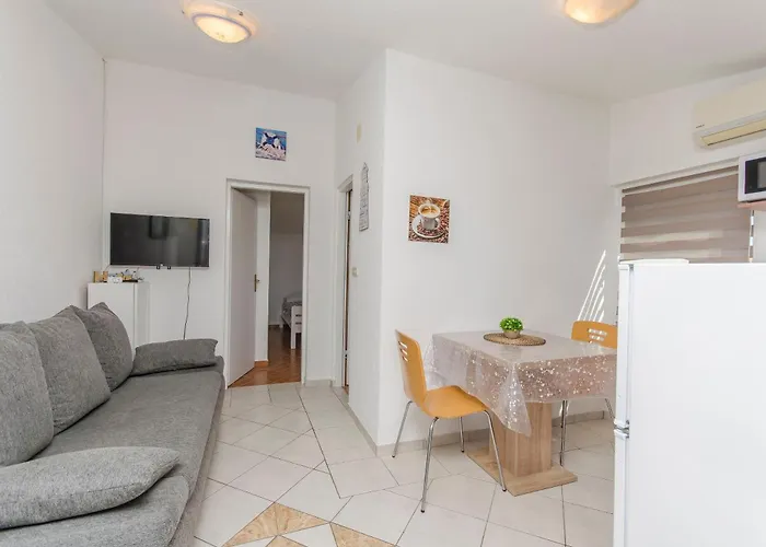 Lovely Courtyard 아파트